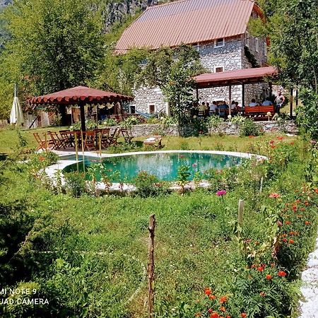 Bjeshkeza Bujtina Hotel Nderlysaj Esterno foto